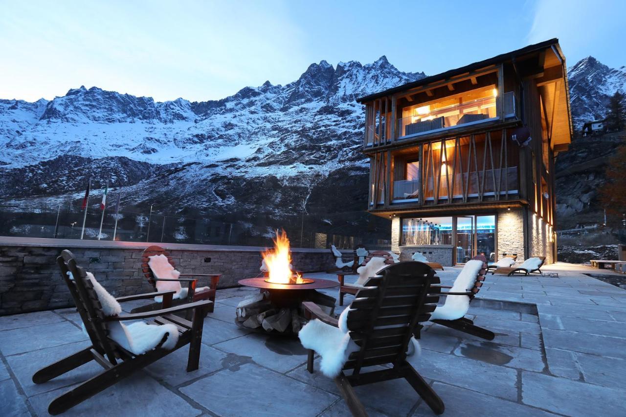 Chalet Blanc ブレウイル・チェルヴィナイア エクステリア 写真