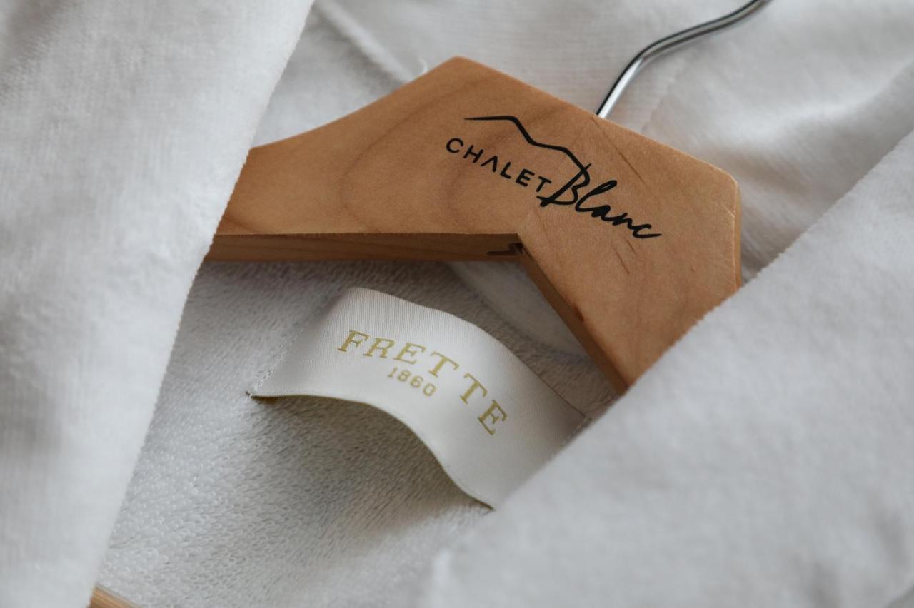 Chalet Blanc ブレウイル・チェルヴィナイア エクステリア 写真